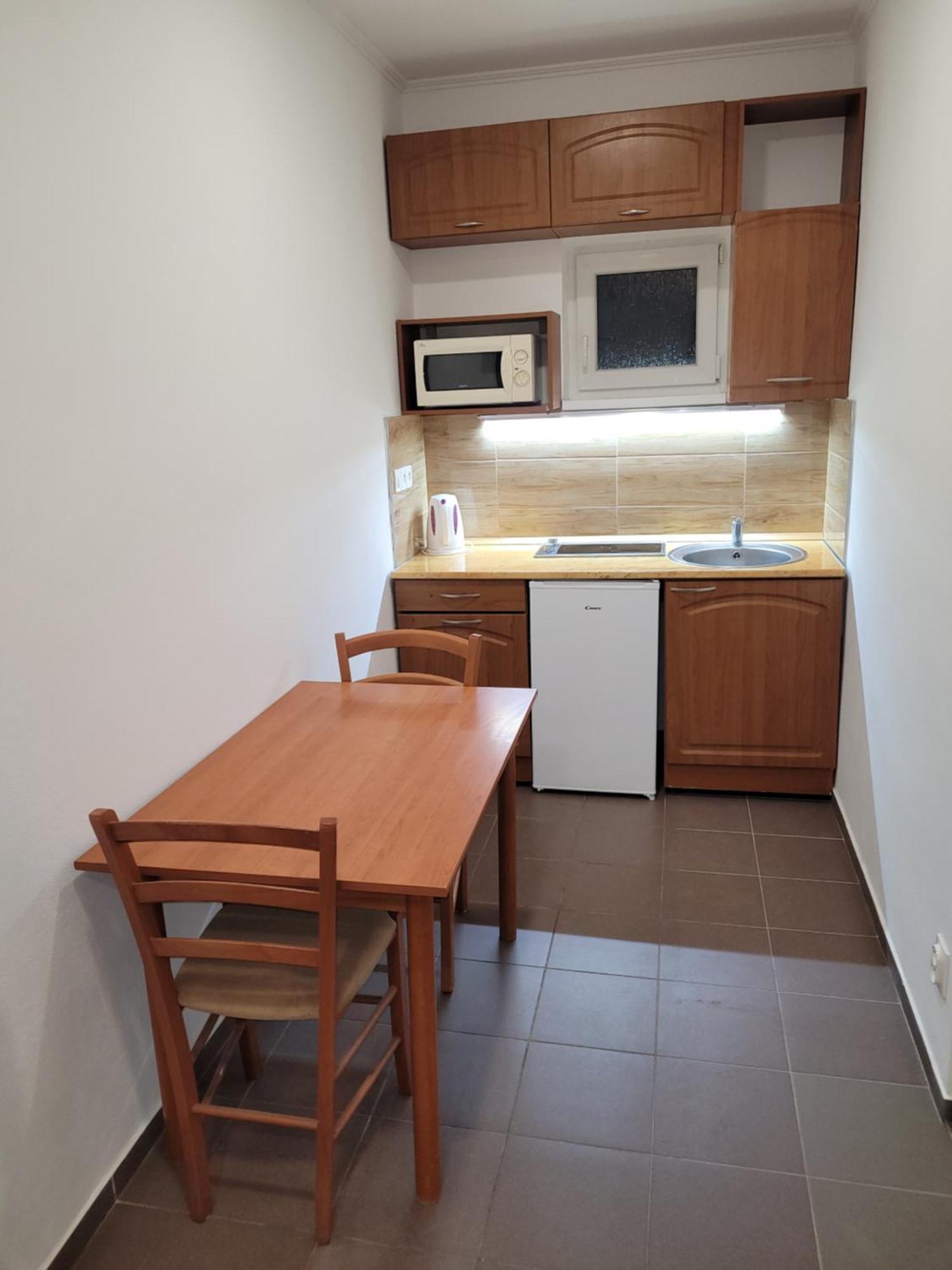 Alenka Hotel Sturovo Luaran gambar